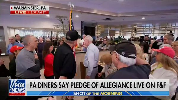 A post on X formerly known as Twitter included a video clip purportedly of diner patrons saying the US Pledge of Allegiance.
